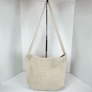 The Sak Crotchet Shoulder Bag Beige Zipper Closure Ivory Cream Medium Size